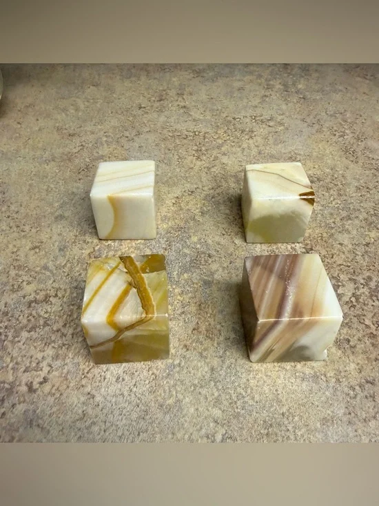 4 pistachio banded calcite cubes - Picture 1 of 3